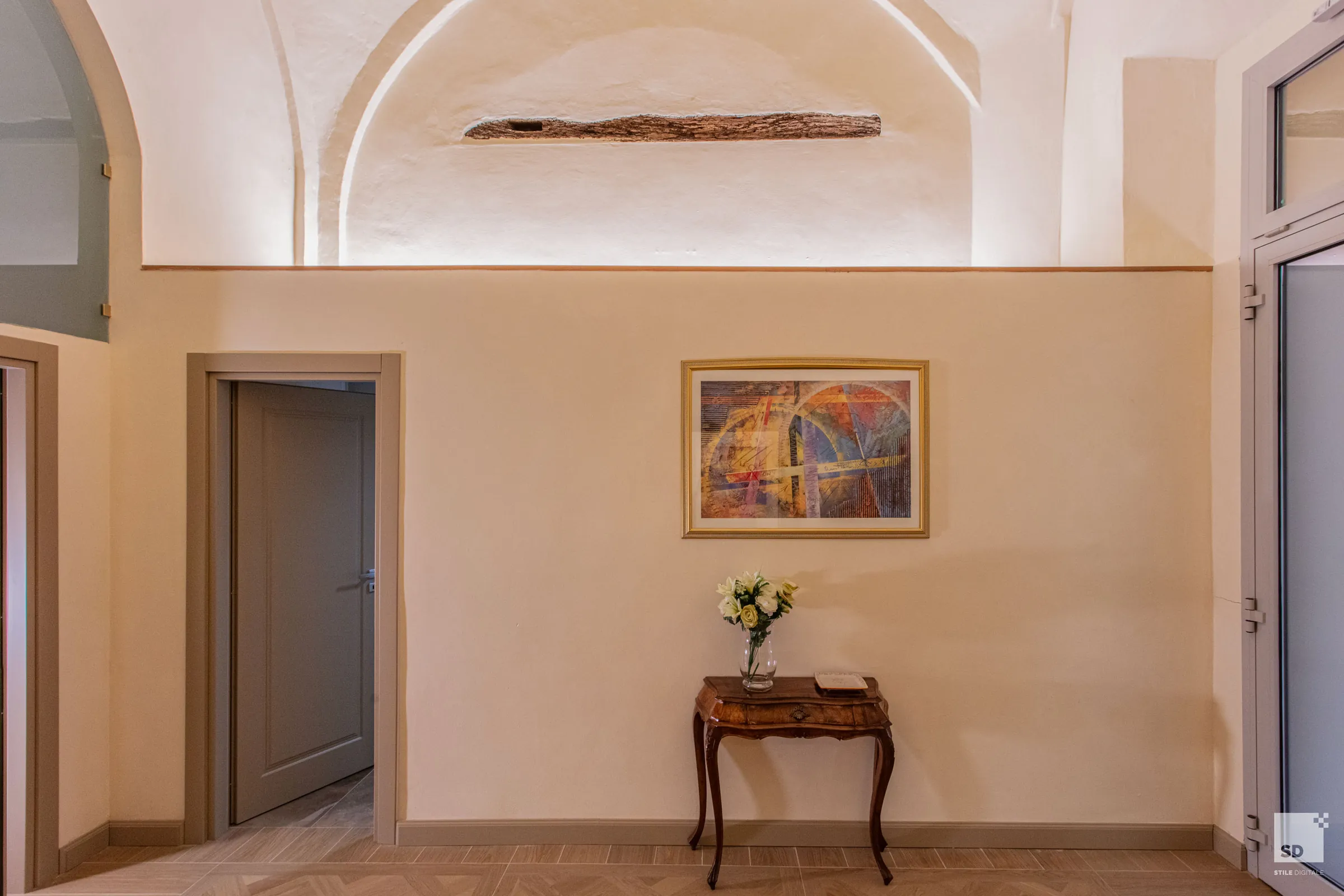 Hallway — Bocchi Historical Suite