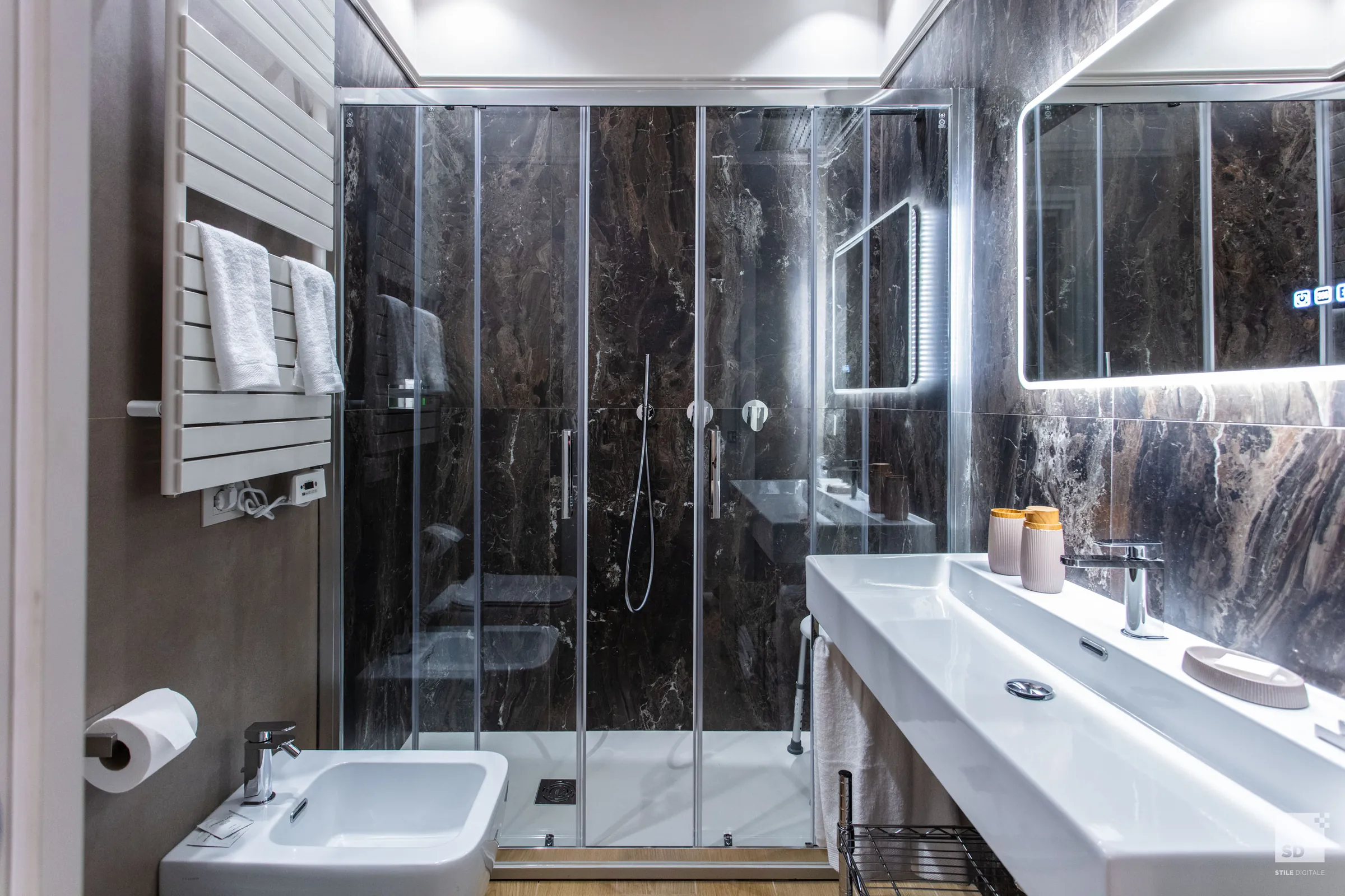 Bagno in marmo — Prestige Suite